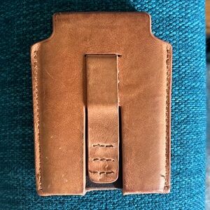 Magbak Wallet (MagSafe compatible for iPhones)